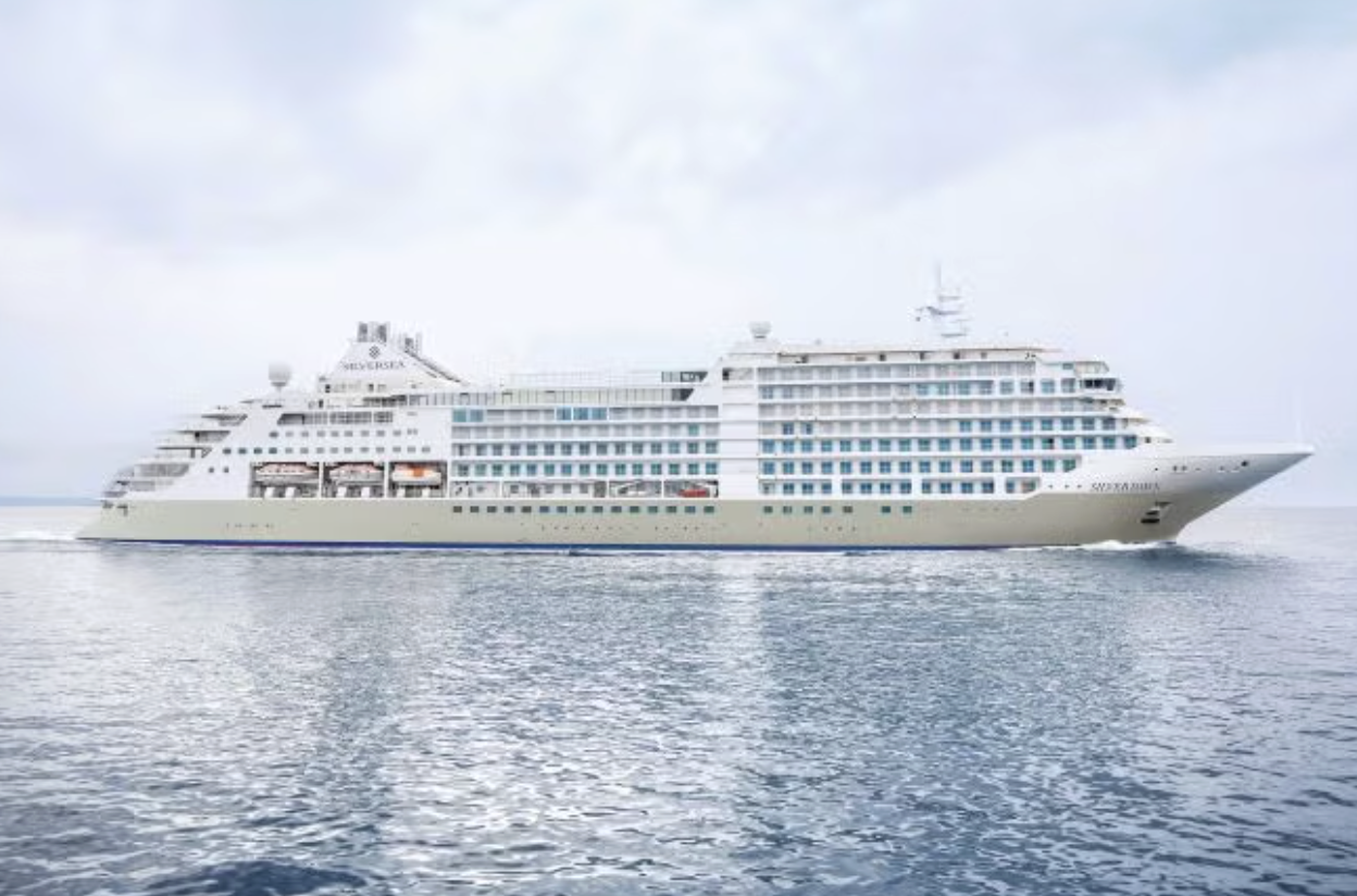 Cruise Ship